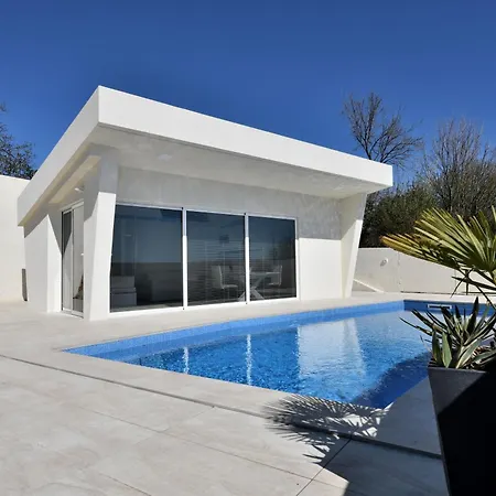 House Luxury *
