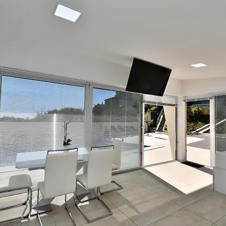 Ferienhaus House Luxury *