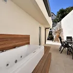 House Luxury *