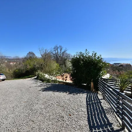 House Luxury * マトゥリ