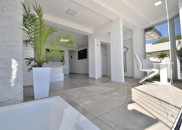 Hébergement de vacances House Luxury *