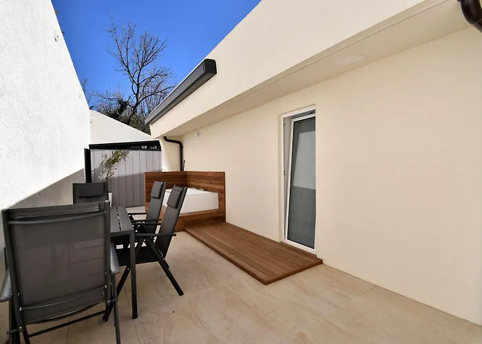 House Luxury Hébergement de vacances Matulji